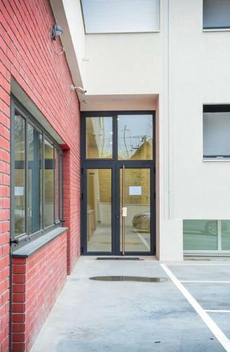 Ema Apartment / Quiet, Lovely And Cozy