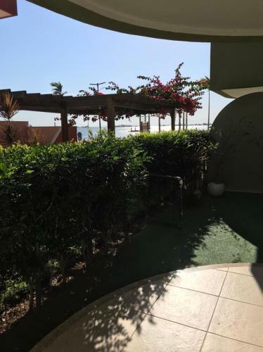 Apartamento, Apart Hotel, 02 Quartos - Arraial Do Cabo