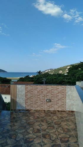 Casa Com Vistas Para A Praia Dos Anjos