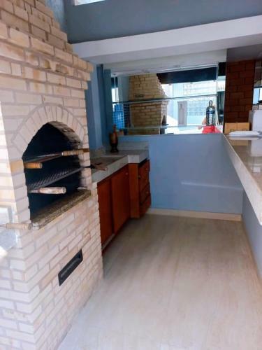 Casa 3 Suites Ar/piscina/churrasqueira