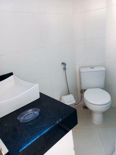 Casa 3 Suites Ar/piscina/churrasqueira