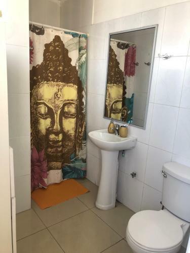 Hospedaje - Habitaci�n Privada A 2 Cuadras De Playa Brava