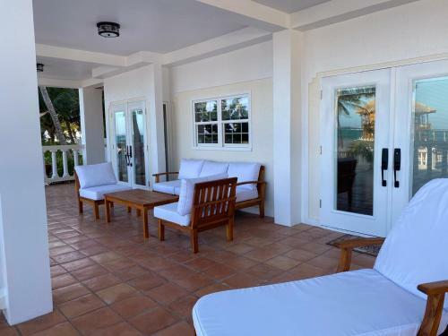 Villa Residence At The Palms