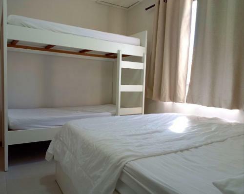 Apartbuzios - Apartamentos Completos B�zios - 600mt Rua Das Pedras