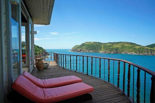 Encantos Da Praia Da Ferradura - Conforto E Requinte!