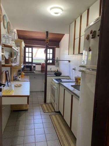Casa 3 Quartos Gerib� - Perto De Tudo