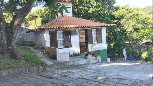 Chal� Praia Ferradura