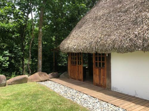 Hermosa Caba�a En River Village San Martin