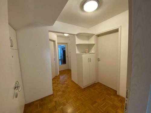 Apartment Kranj - Huge Terrace, Free P, Wi - Fi, AC