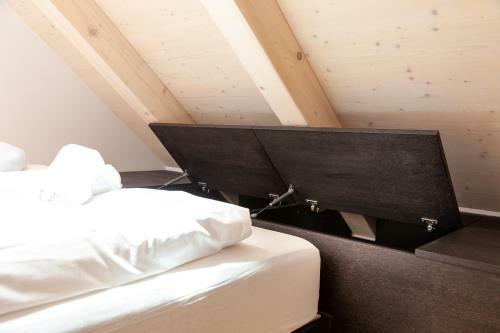 Stylish 2-bed Top-floor Apartment In Kranjska Gora