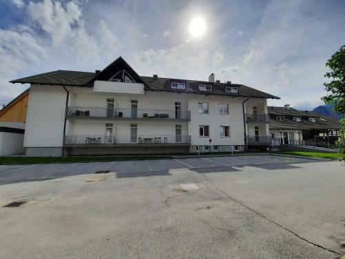 Apartments Loti And Tedy