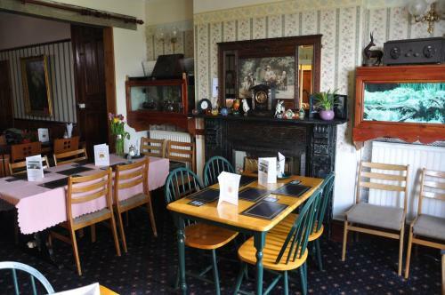 Bed & Breakfast Bryncoed Guest House