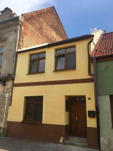 Historical Apartments V18