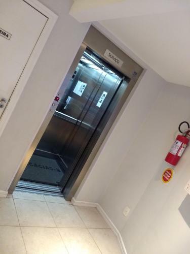 Excelente Apartamento E Localiza��o Perto Da Praia De Bc