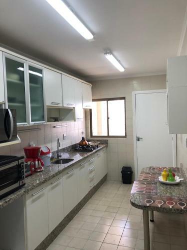 Amplo Apartamento Quadra Mar - Vista Mar