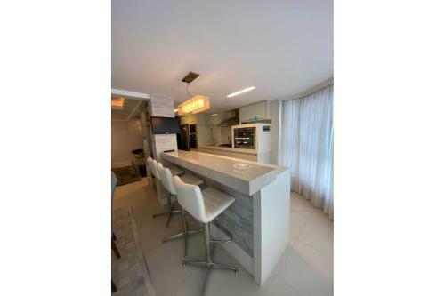 Apartamento de Luxo Em Balne�rio Cambori�