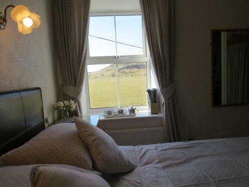 Bed & Breakfast Gwrach Ynys Country Guest House