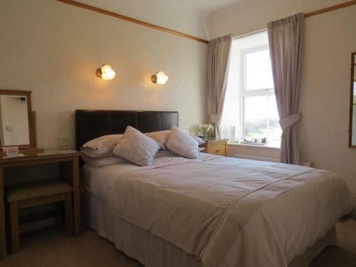 Bed & Breakfast Gwrach Ynys Country Guest House