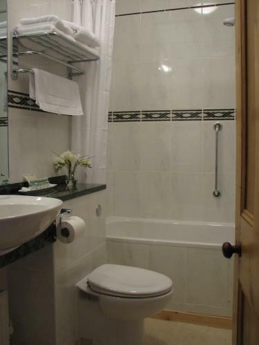 Bed & Breakfast Gwrach Ynys Country Guest House