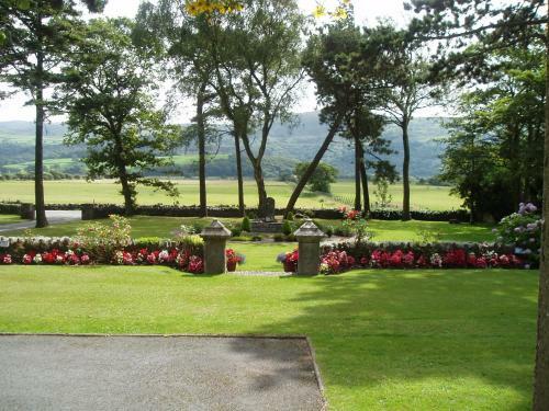 Bed & Breakfast Gwrach Ynys Country Guest House