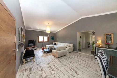 Villa Enchanting House With Impressive Interior Design Surrounded By Nature In Bodrum