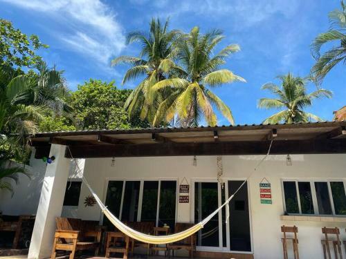 Cozy Private 3 Bedroom Chalet With Pool