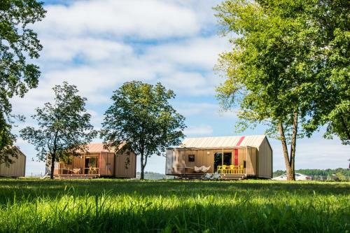 Big Berry Madria River House
