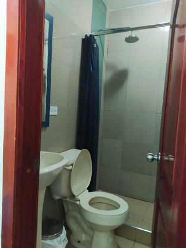 Hostal Venecia -tu Casa En Manta.