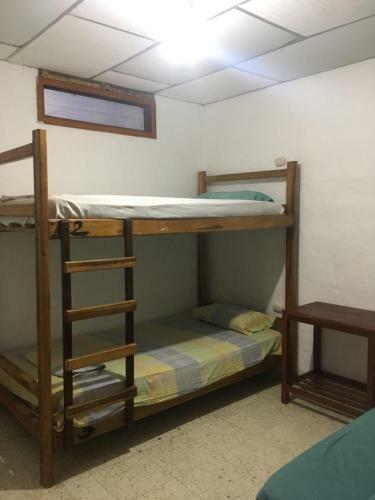 Albergue Kon Tiki Monta?ita