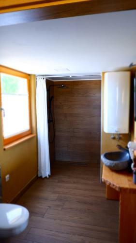 Apartamento Hi?a Iz Volne