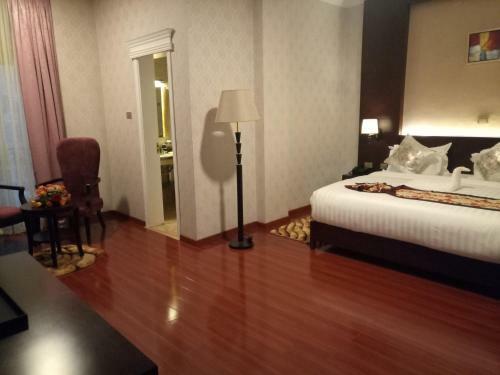 Sherar Addis Hotel