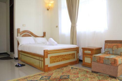 Hostal Avi Pension