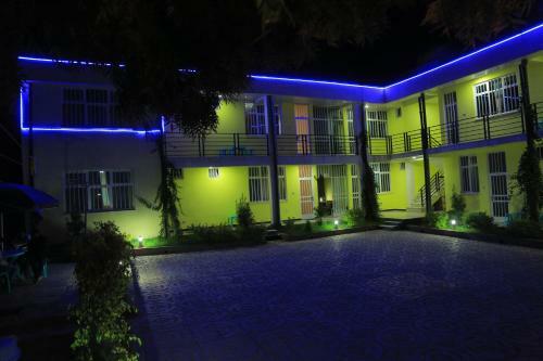Hostal Avi Pension
