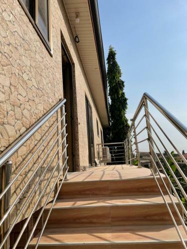 Cozy 2 Bedroom With En-suite Bathrooms Apartment