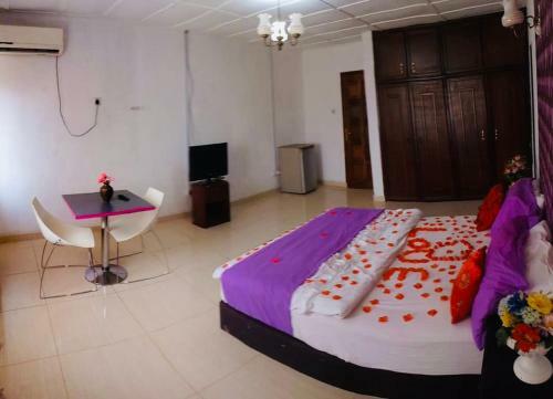 Hostal Zunox Guest House