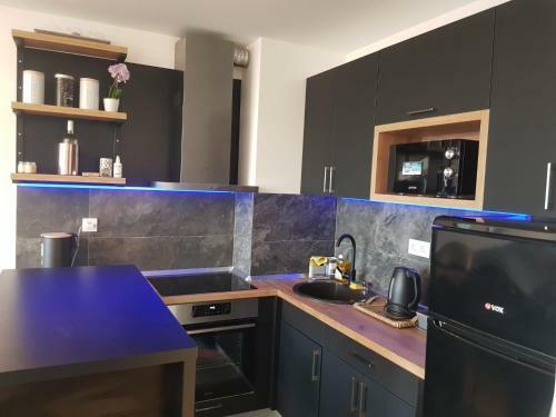 Sia Lux Apartment In Sakura Park