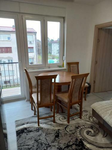Apartamento Maksimovic