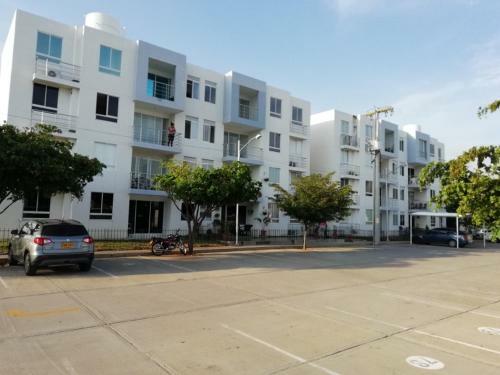 Rnt-1o8238 Moderno Apartamento Amoblado En Condominio