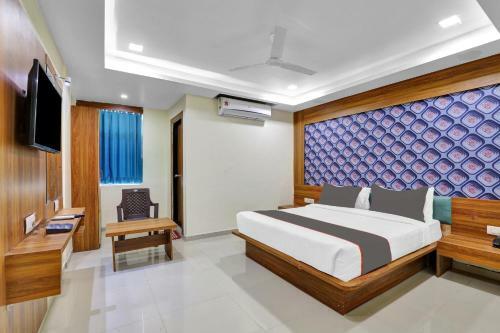 Collection O 84057 Hotel Grand