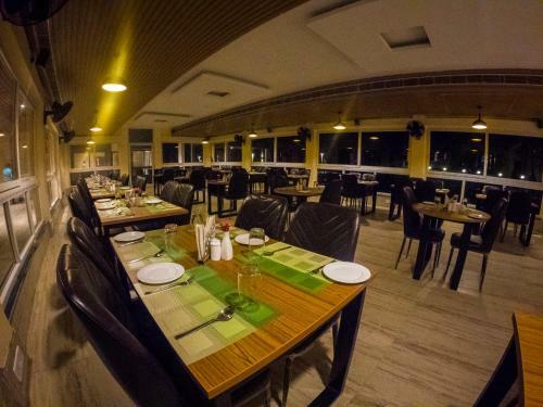 Hotel Sundarban Larica Inn