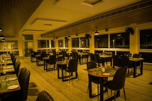 Hotel Sundarban Larica Inn