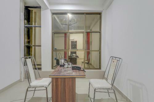 Oyo Flagship 83435 A2z Hotel And Banquet