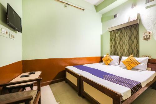 Spot On 63775 Hotel Chetna