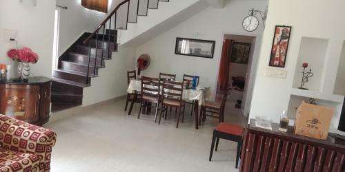 Villa Advani Homestay - A Step Closer To Paradise