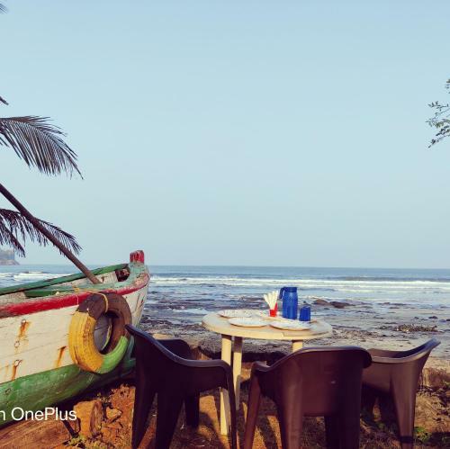 Hotel Yogiraj Beach Resort