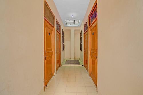 Hotel Spot On 82139 Royal Guest House