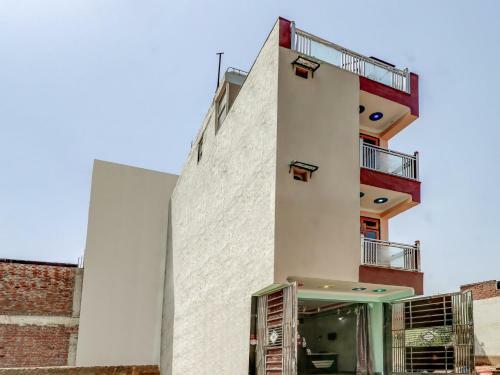 Oyo Flagship Gwl182 Hotel Mannat Inn