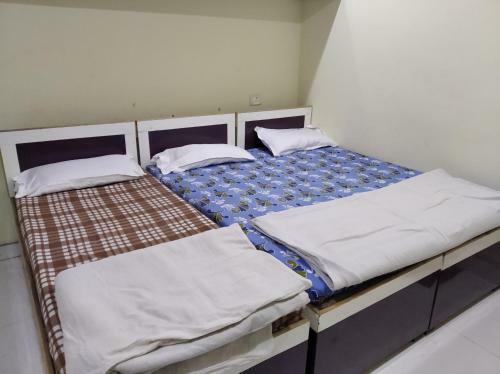 Hostal Chaitanya Kalyan Guest House