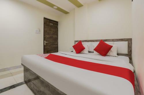 Hotel Oyo 42610 H R Inn