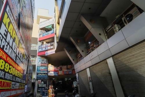 Hotel Oyo 42610 H R Inn